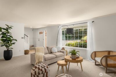 11216 E Riverside Drive , Bothell, WA 98011 - Photo 8