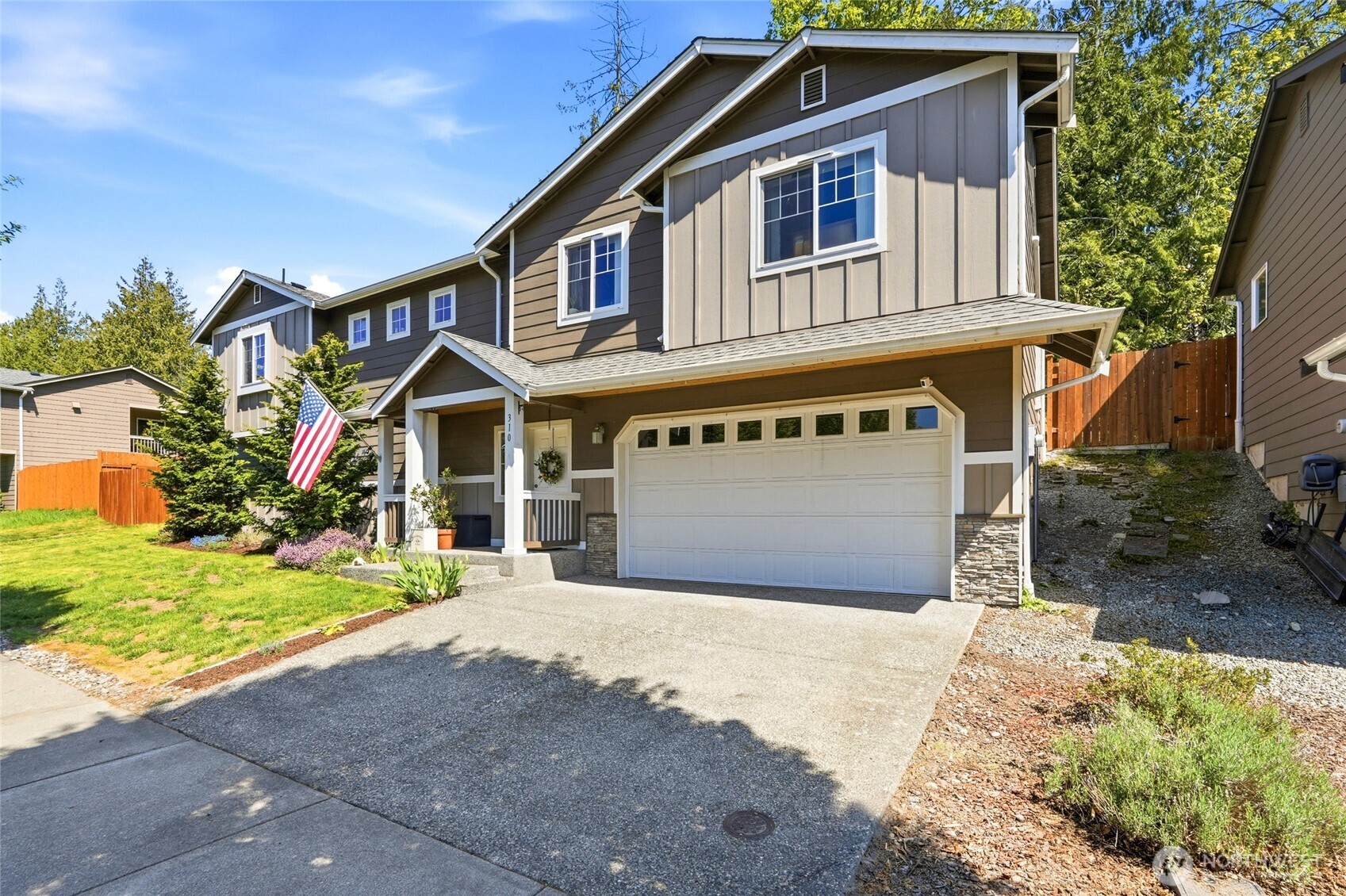 310 Jeff Street , Mount Vernon, WA 98274