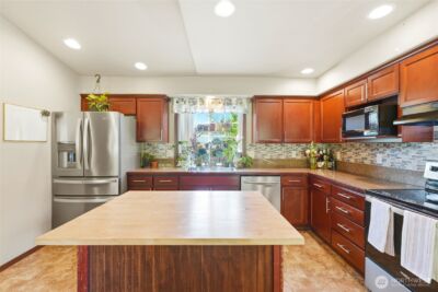 310 Jeff Street , Mount Vernon, WA 98274 - Photo 17