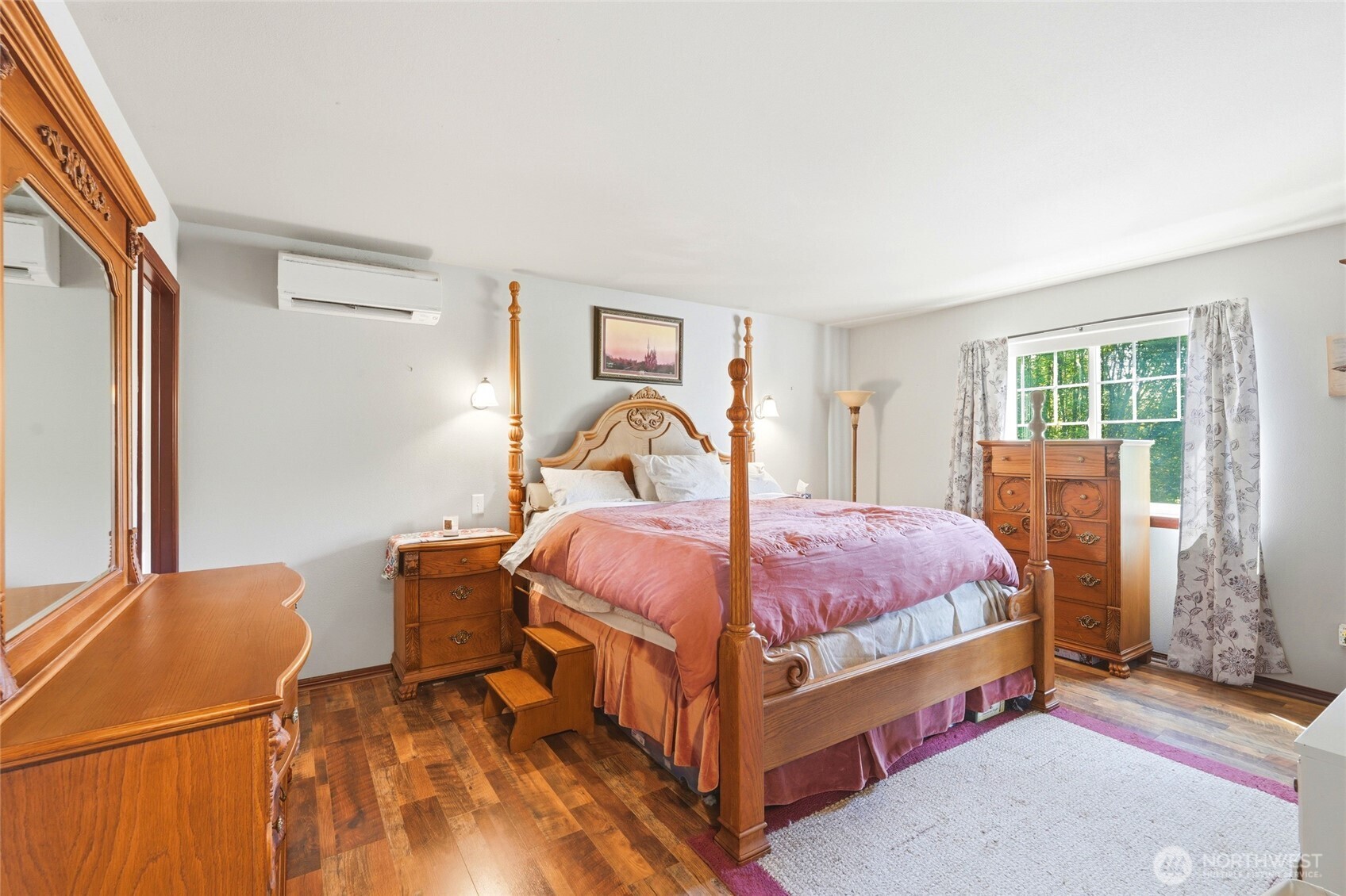 310 Jeff Street , Mount Vernon, WA 98274