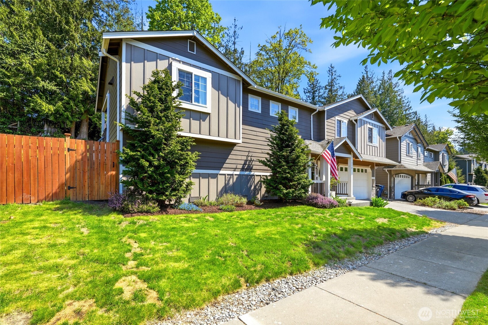 310 Jeff Street , Mount Vernon, WA 98274