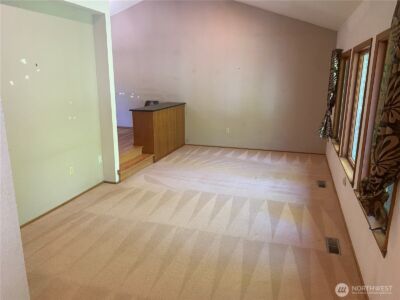 24417 SE 17th Place , Sammamish, WA 98075-8131 - Photo 2