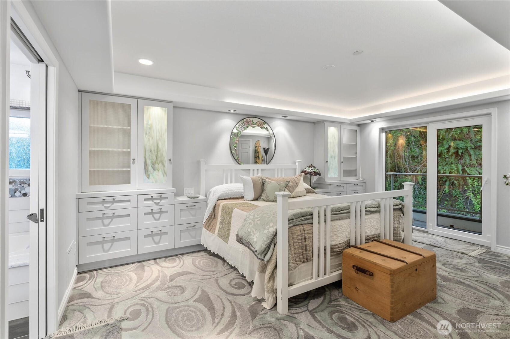 1661 Harbor Avenue SW #502, Seattle, WA 98116-2082