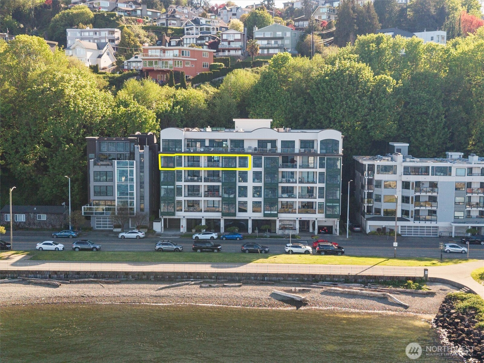 1661 Harbor Avenue SW #502, Seattle, WA 98116-2082