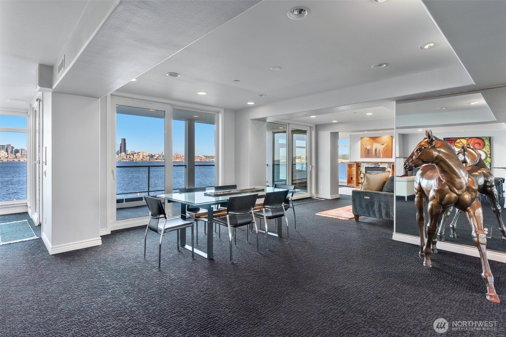 1661 Harbor Avenue SW #502, Seattle, WA 98116-2082
