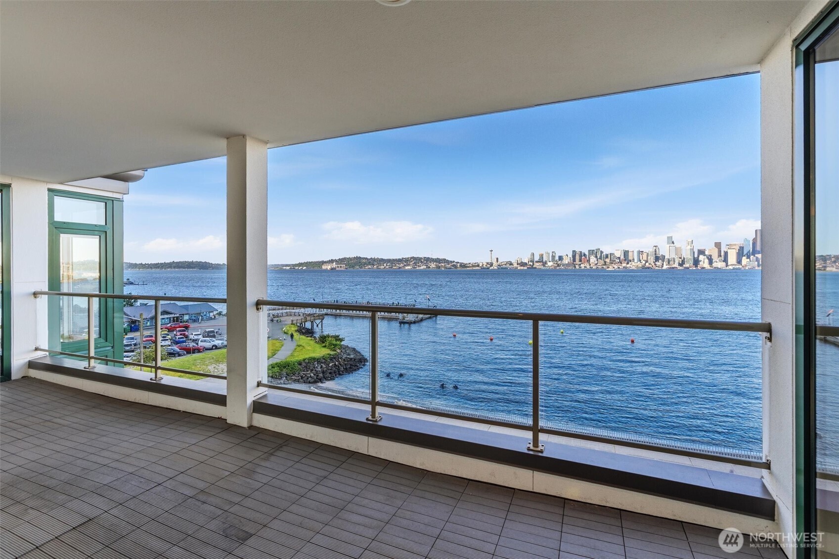1661 Harbor Avenue SW #502, Seattle, WA 98116-2082