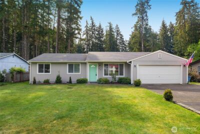 810 E Lakeshore Drive W, Shelton, WA 98584 - Photo 1