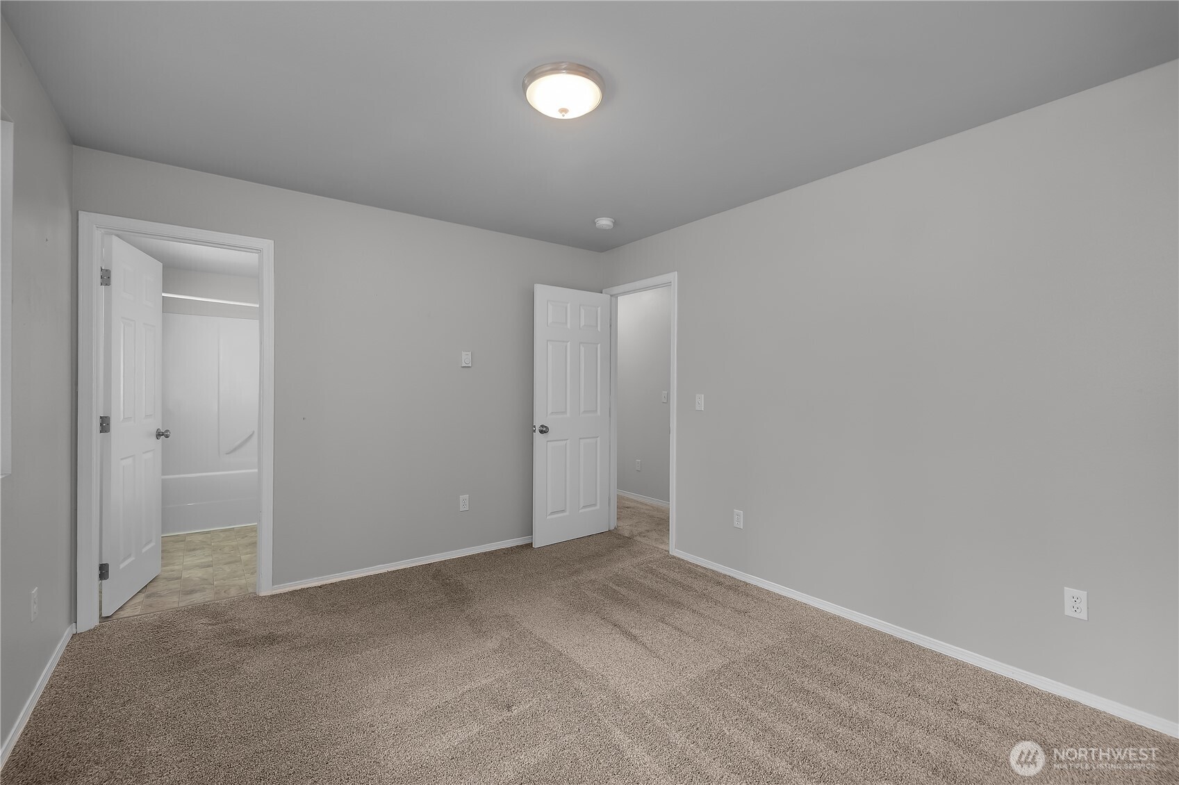 810 E Lakeshore Drive W, Shelton, WA 98584