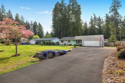 810 E Lakeshore Drive W, Shelton, WA 98584 - Photo 2