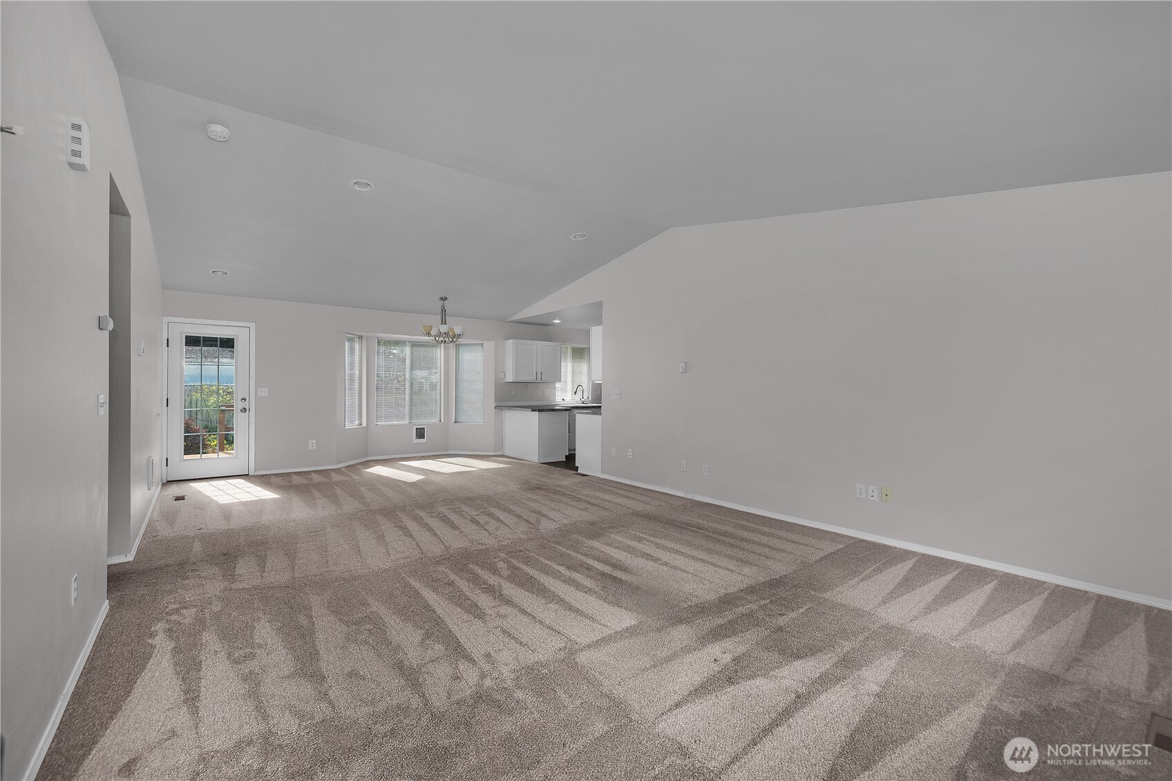 810 E Lakeshore Drive W, Shelton, WA 98584