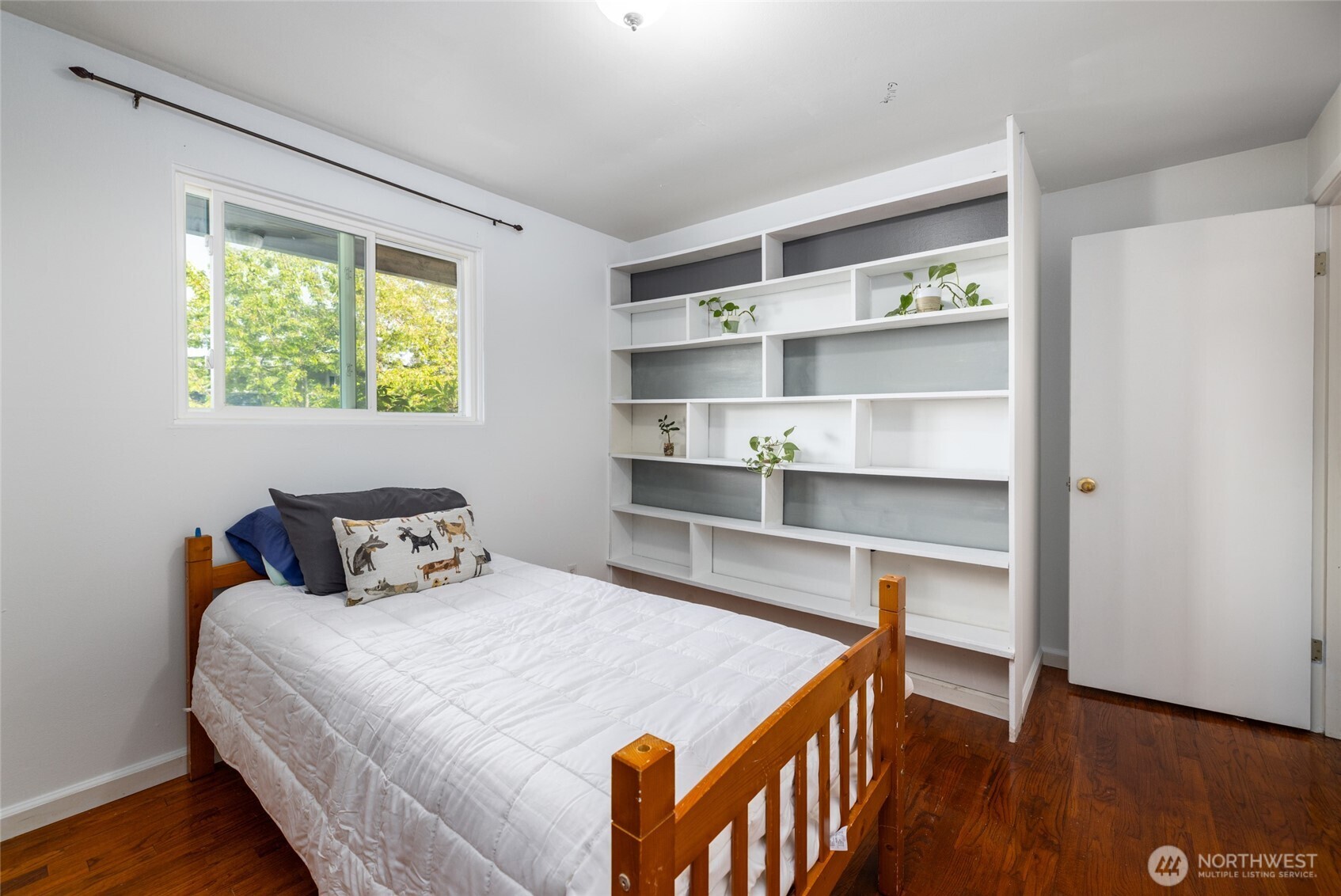 1702 36th Street , Anacortes, WA 98221