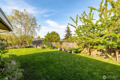 1702 36th Street , Anacortes, WA 98221 - Photo 28