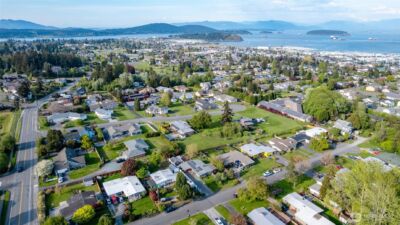 1702 36th Street , Anacortes, WA 98221 - Photo 35