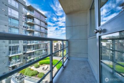 2929 1st Avenue #914, Seattle, WA 98121 - Photo 12