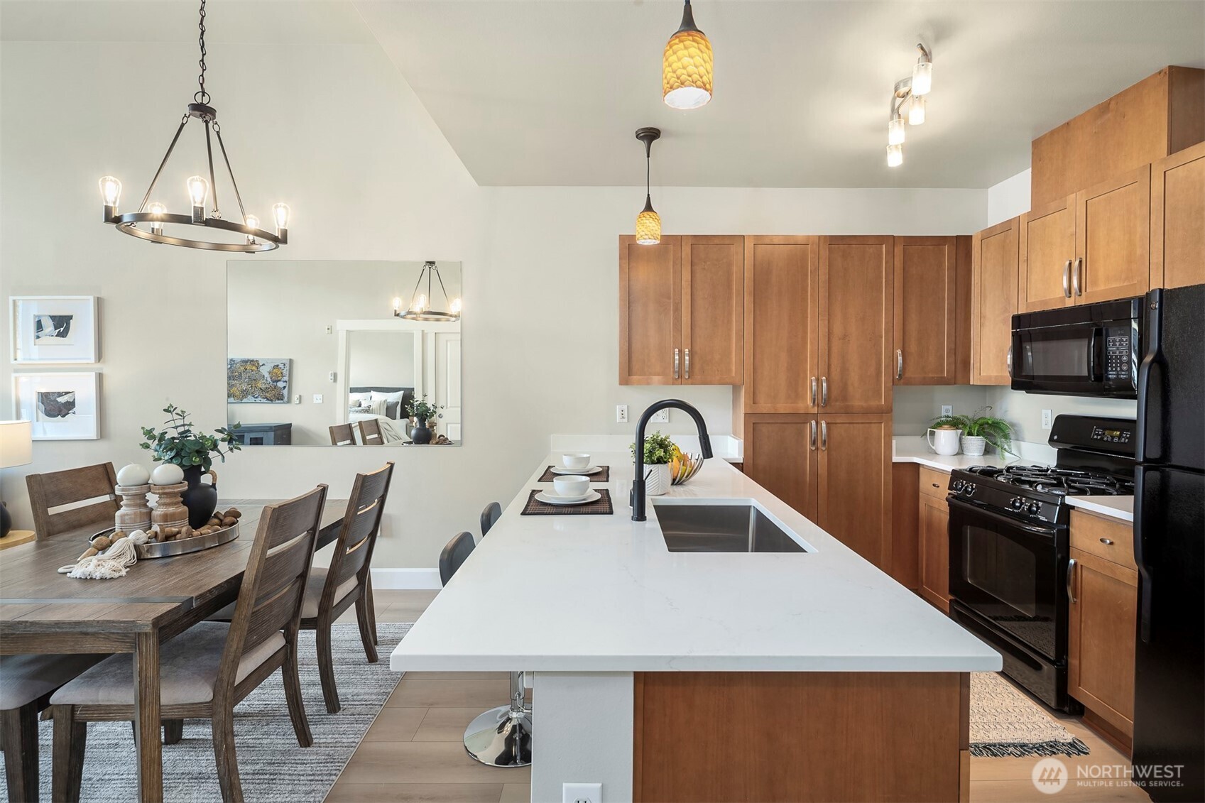 1840 25th Avenue NE #412, Issaquah, WA 98029