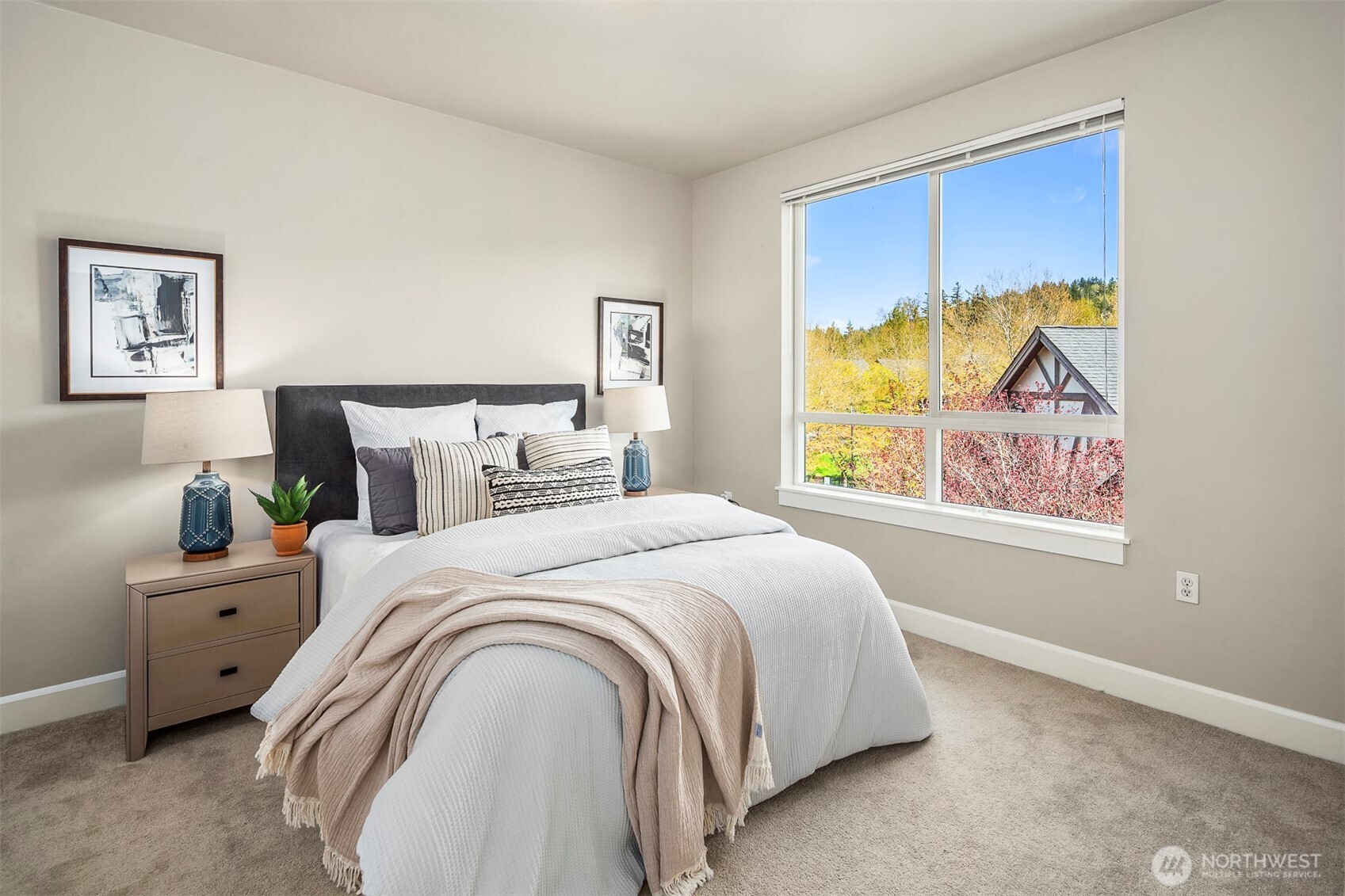 1840 25th Avenue NE #412, Issaquah, WA 98029