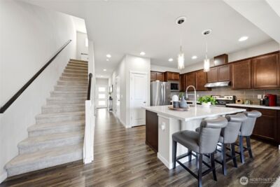 7919 19th Drive SE, Everett, WA 98203 - Photo 2