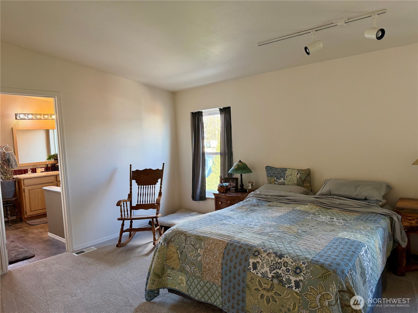 165 NE Dungan Street , Creston, WA 99117