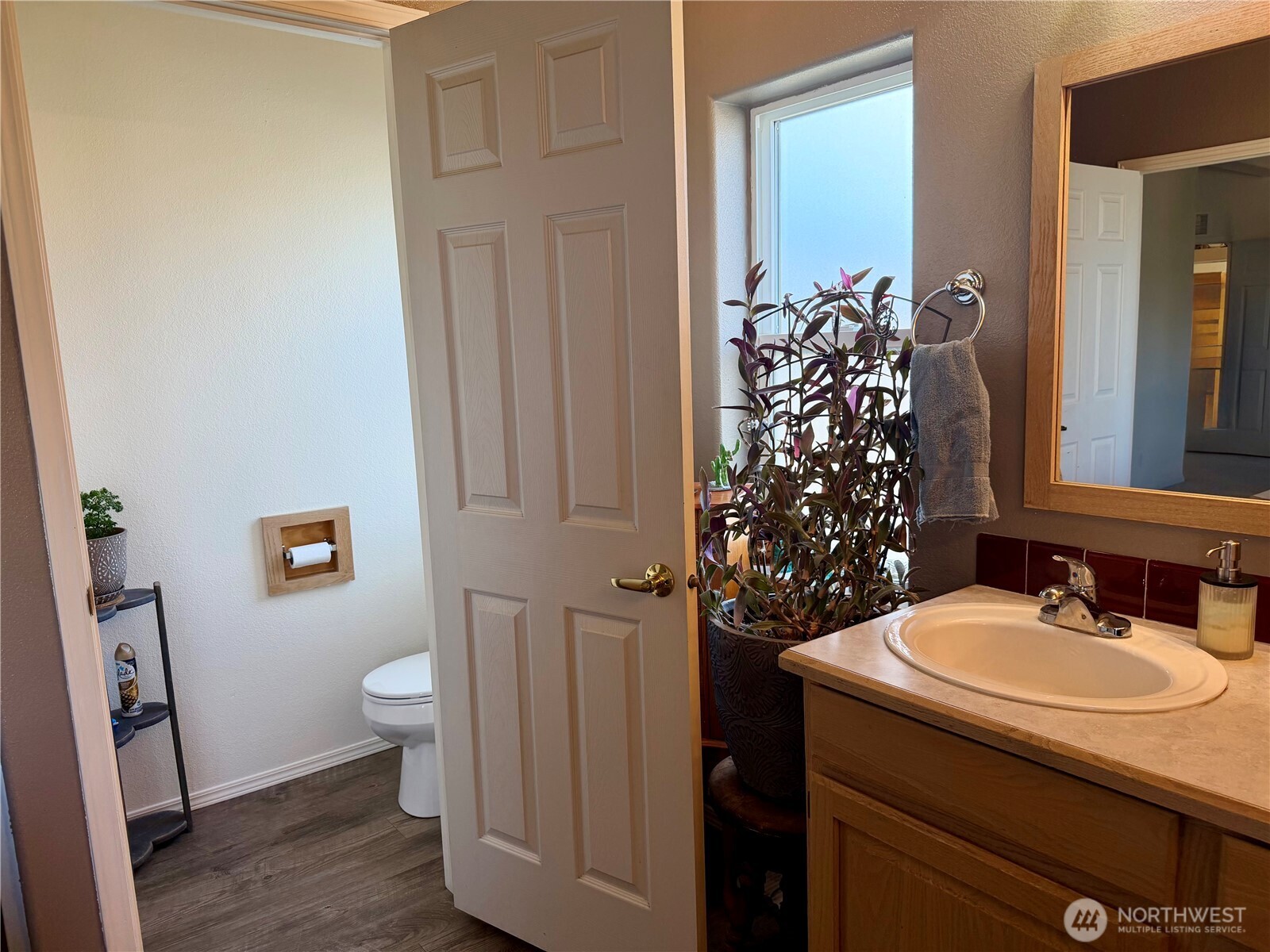 165 NE Dungan Street , Creston, WA 99117