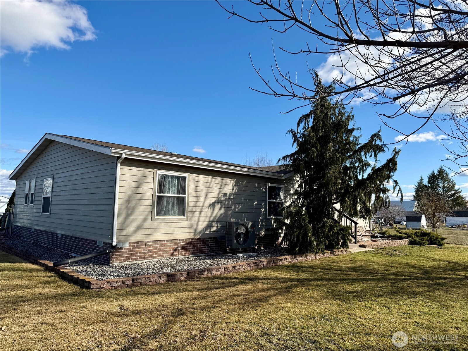 165 NE Dungan Street , Creston, WA 99117