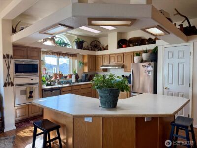 165 NE Dungan Street , Creston, WA 99117 - Photo 6