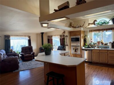 165 NE Dungan Street , Creston, WA 99117 - Photo 8