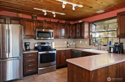 3837 Driftwood Drive , Clinton, WA 98236 - Photo 19