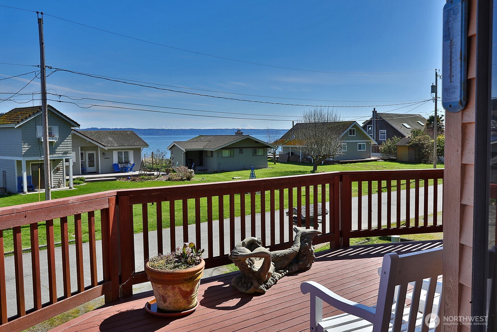 3837 Driftwood Drive , Clinton, WA 98236