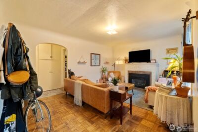 9716 Greenwood Avenue N, Seattle, WA 98103 - Photo 12