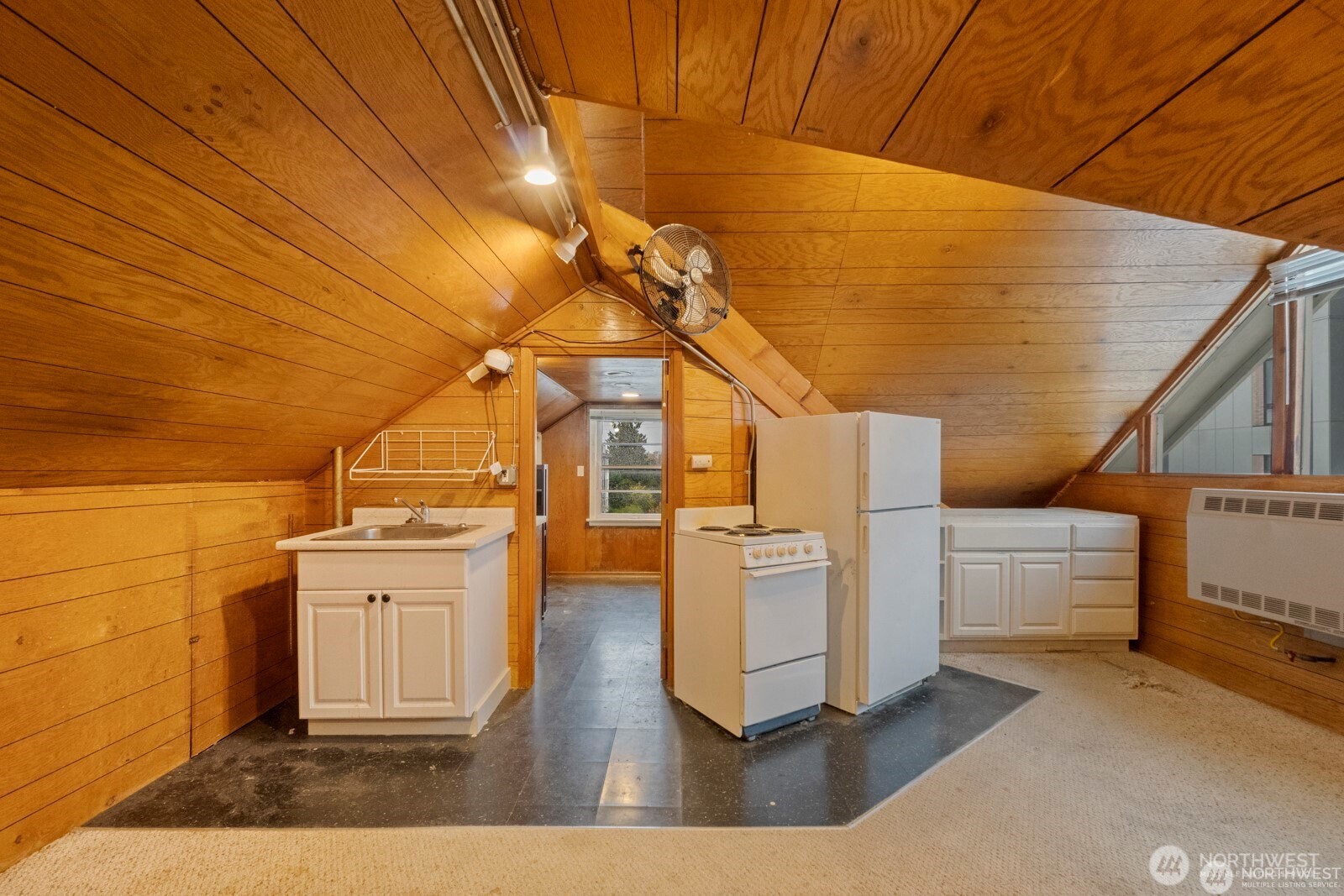 9716 Greenwood Avenue N, Seattle, WA 98103