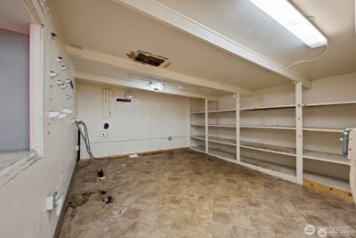9716 Greenwood Avenue N, Seattle, WA 98103 - Photo 29