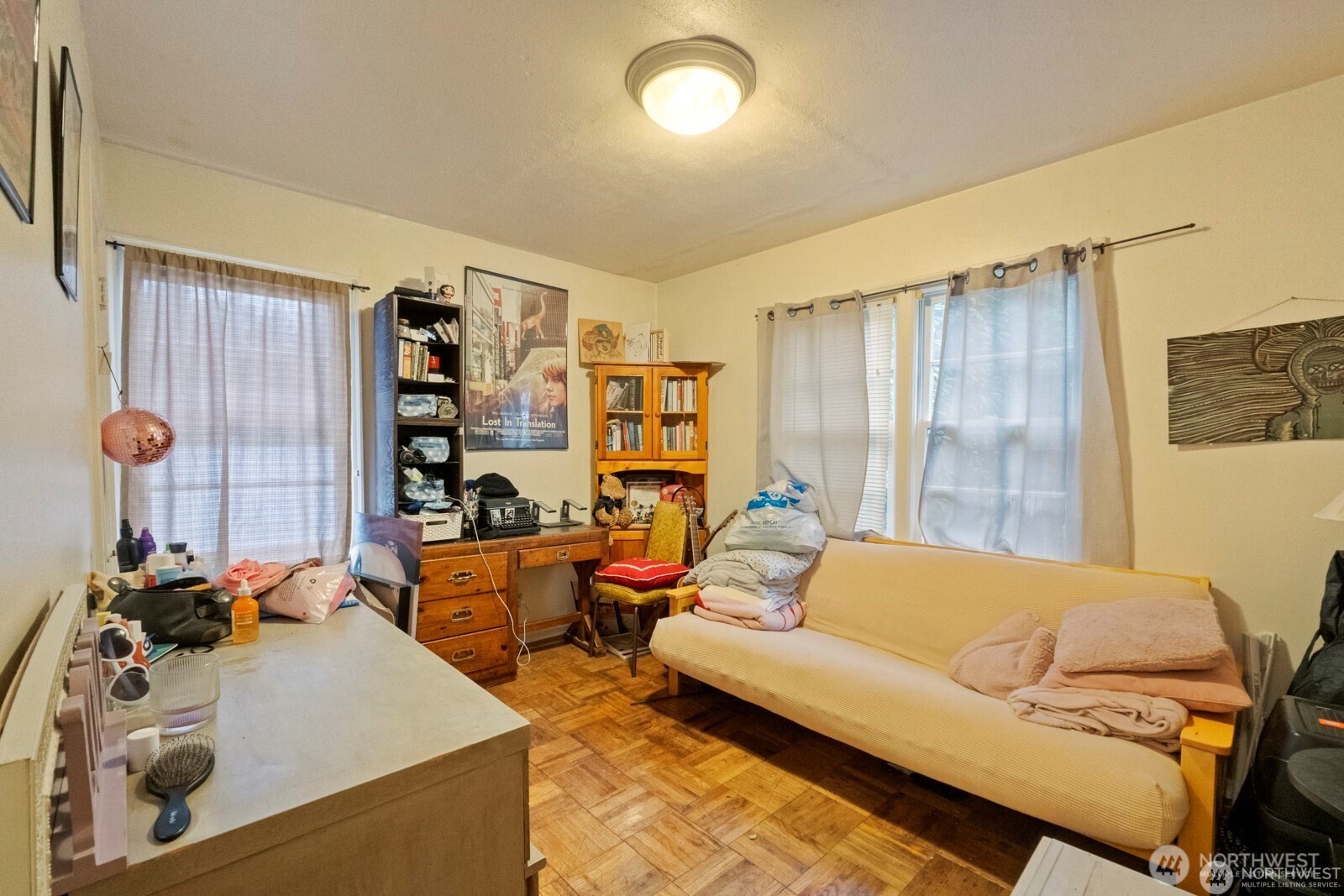 9716 Greenwood Avenue N, Seattle, WA 98103