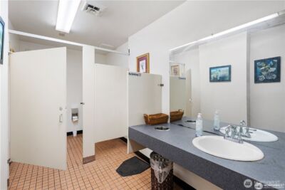 1471 NW 85th Street , Seattle, WA 98117 - Photo 16