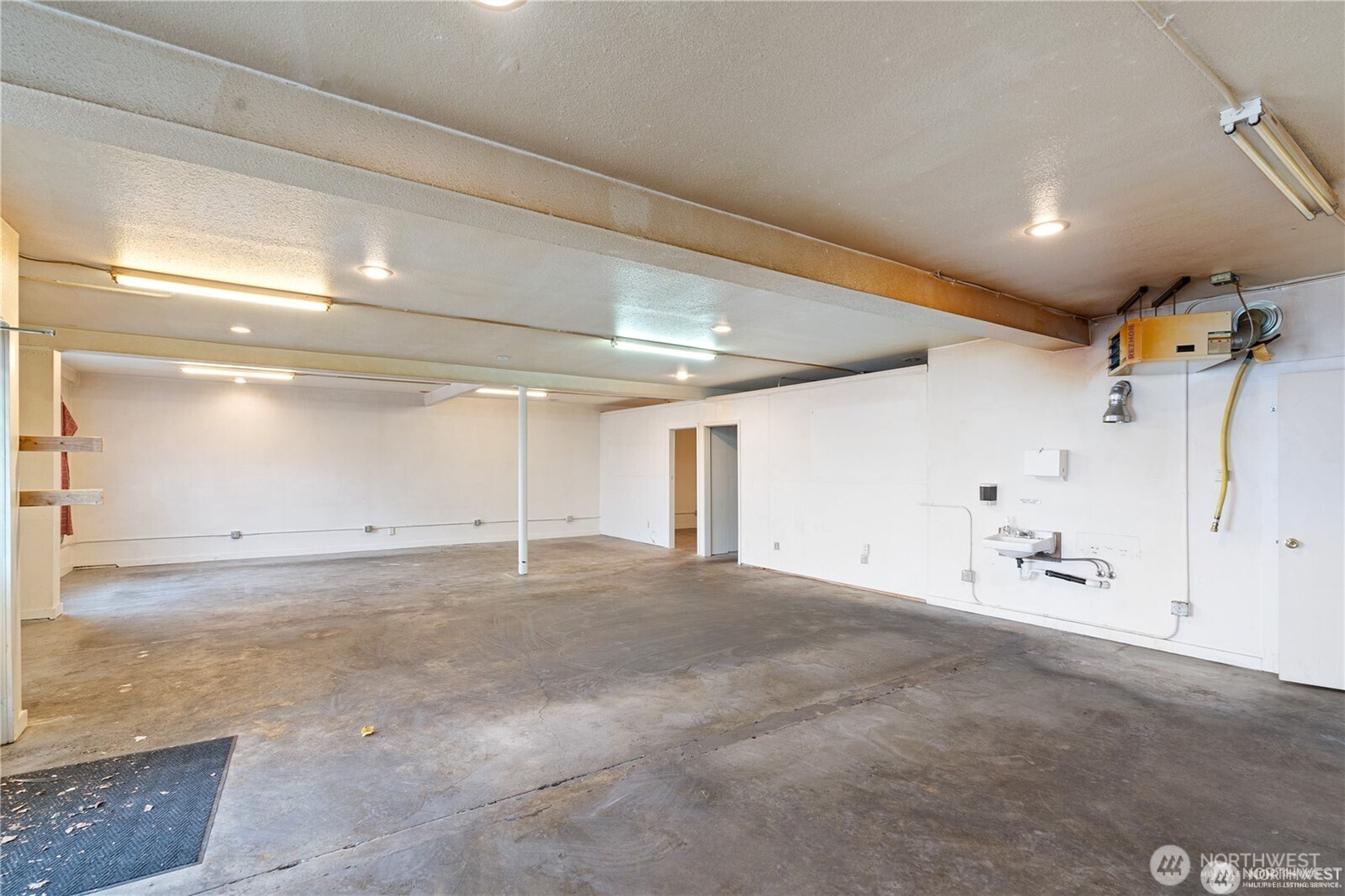 1471 NW 85th Street , Seattle, WA 98117