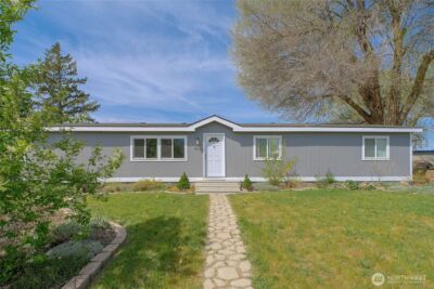316 S Columbia Avenue , Waterville, WA 98858 - Photo 1