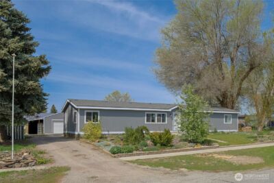 316 S Columbia Avenue , Waterville, WA 98858 - Photo 2