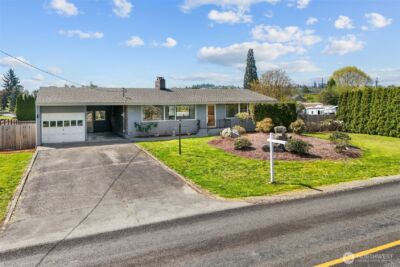 15108 74th Street E, Sumner, WA 98390 - Photo 2
