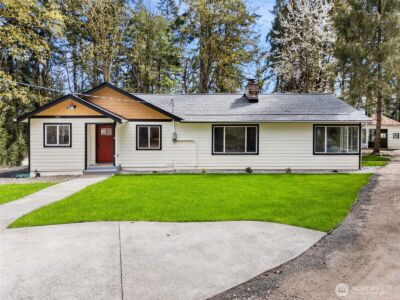 1362 Carr Boulevard , Bremerton, WA 98312