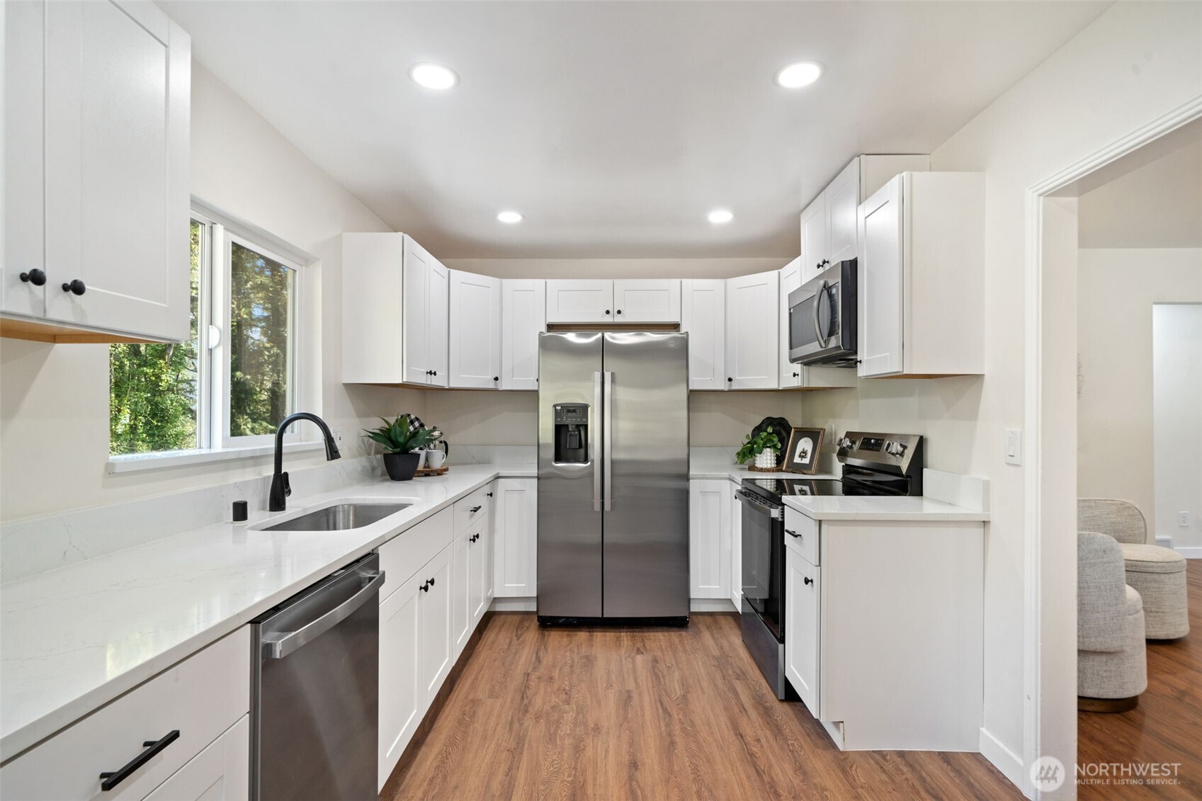 1362 Carr Boulevard , Bremerton, WA 98312