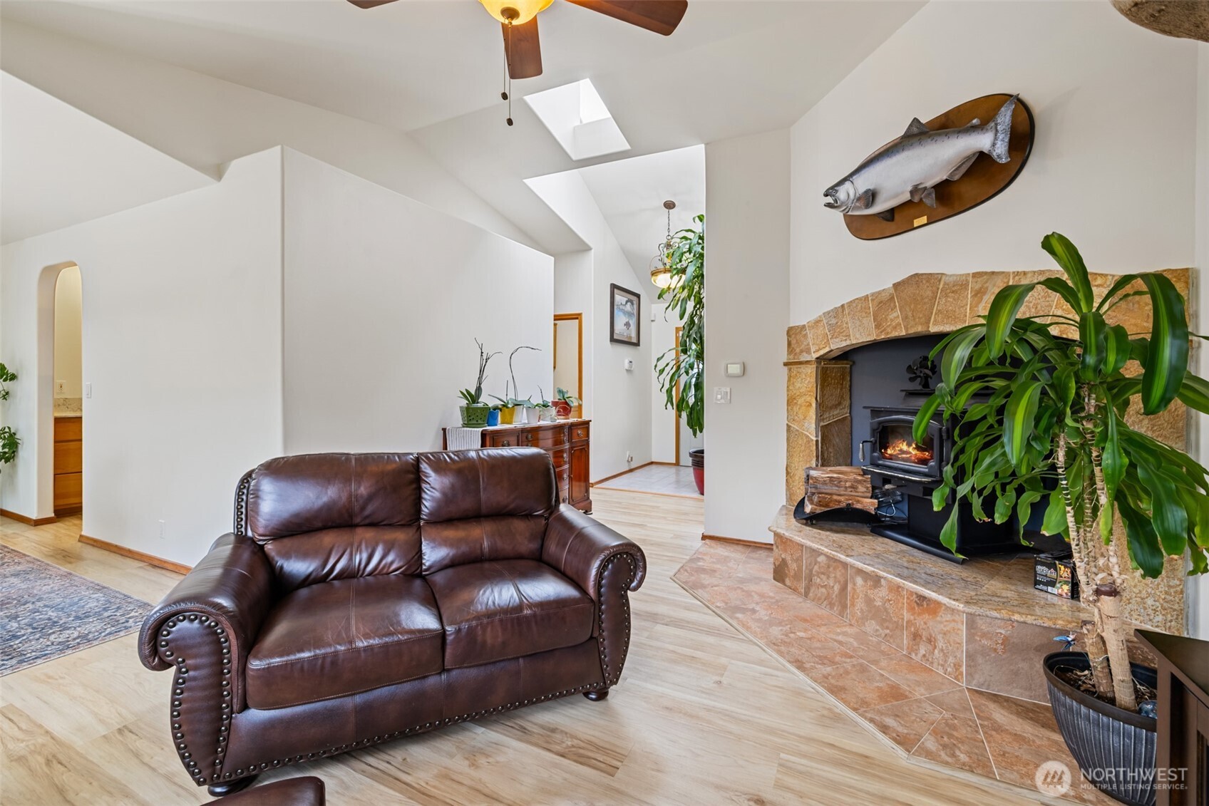 716 S N Street , Port Angeles, WA 98363