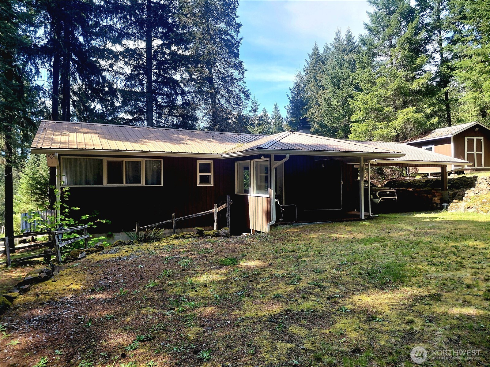 109 Francis Street , Packwood, WA 98361
