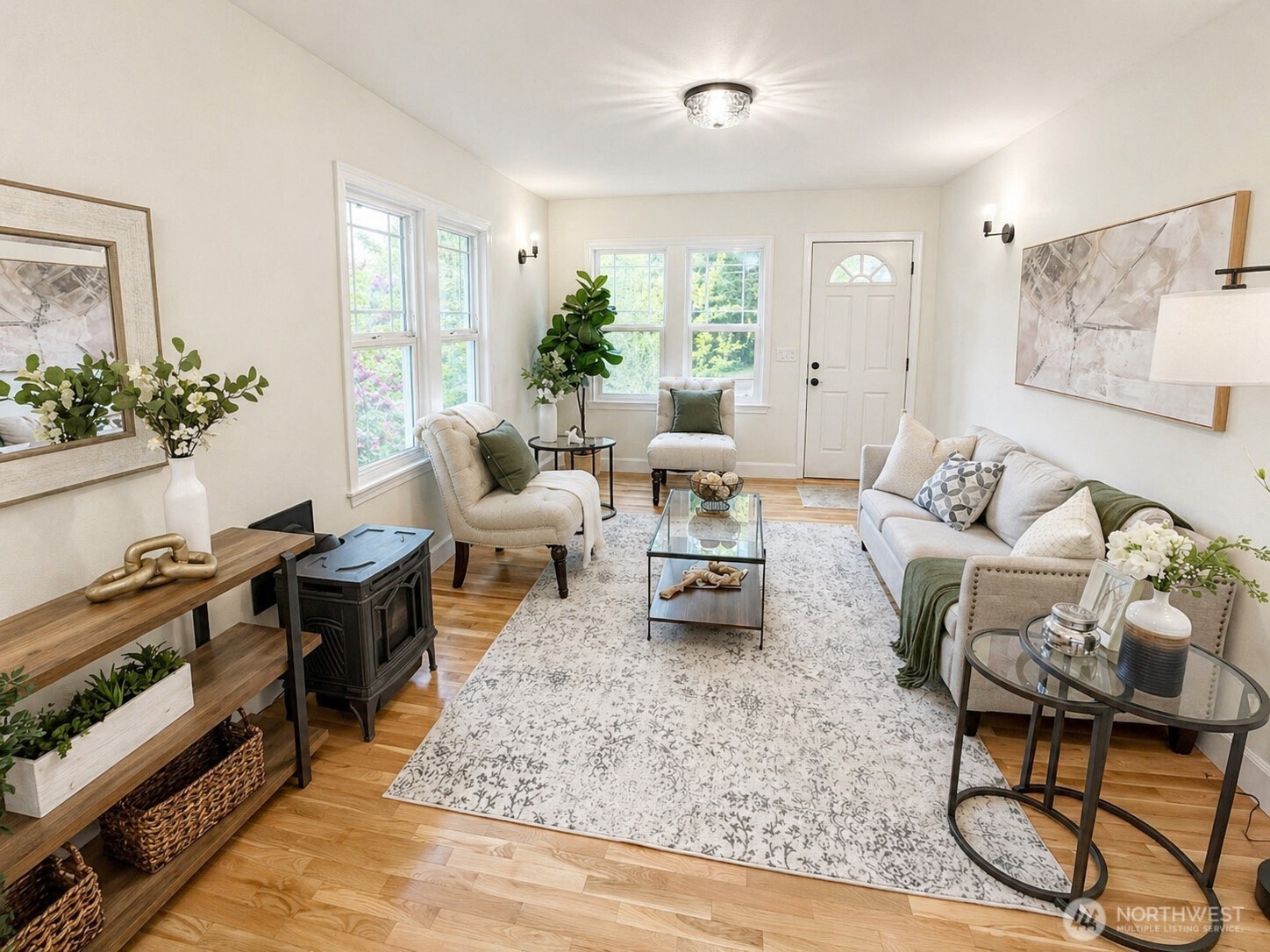 5304 NE 193rd Street , Lake Forest Park, WA 98155-3038