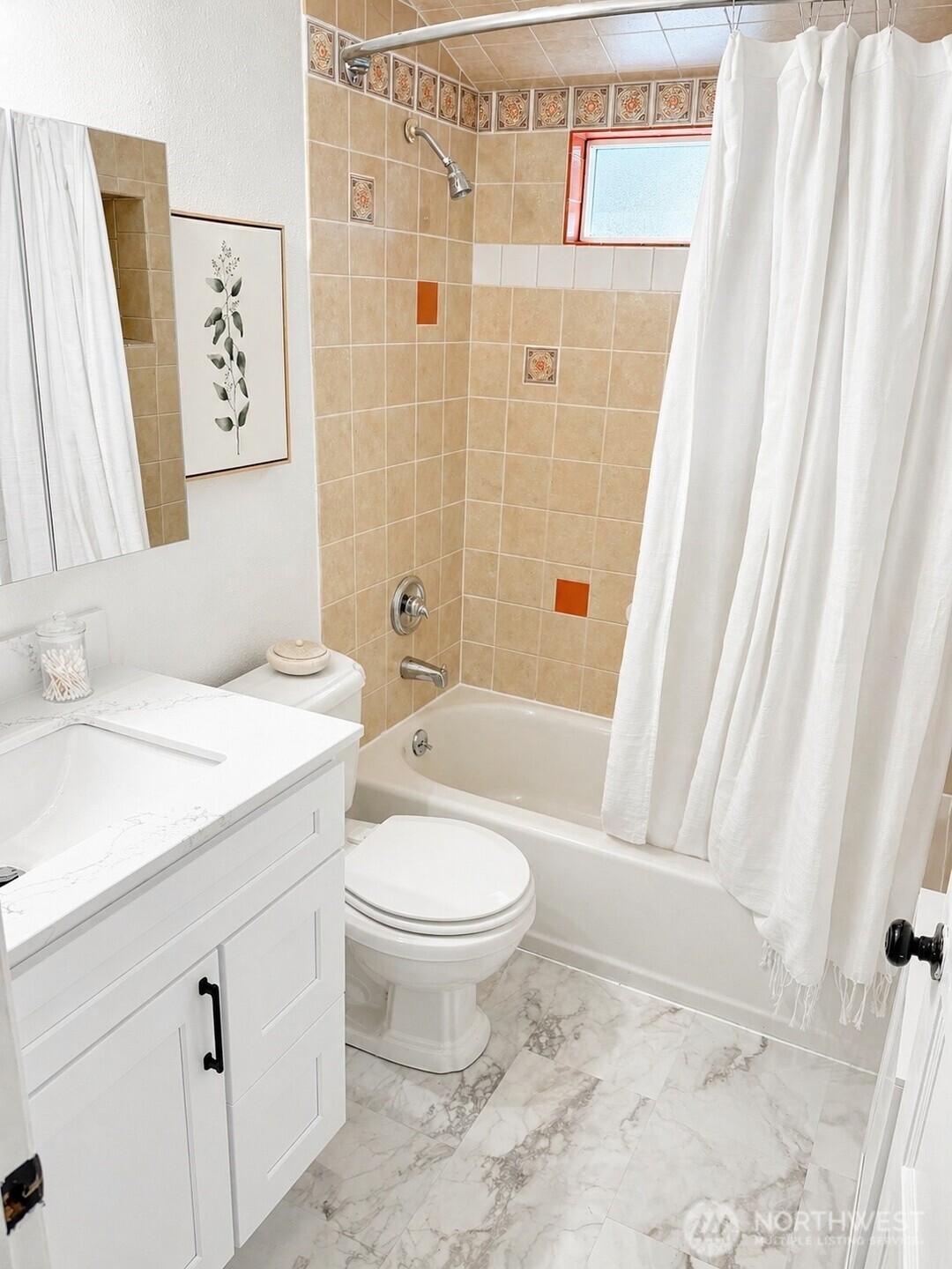 5304 NE 193rd Street , Lake Forest Park, WA 98155-3038