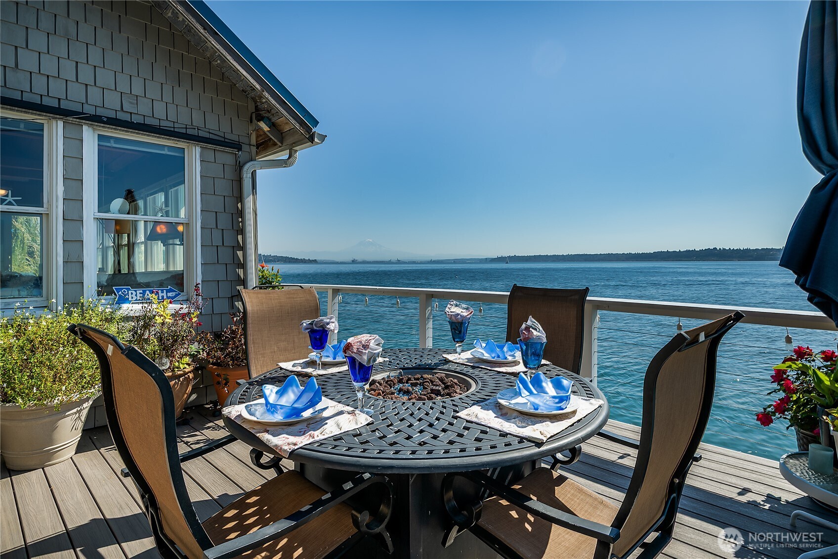 13037 SW Bachelor Road , Vashon, WA 98070