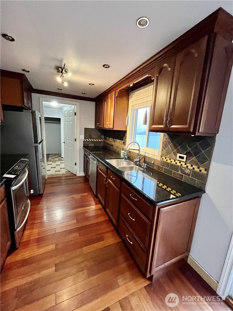16836 123rd Avenue SE, Renton, WA 98058