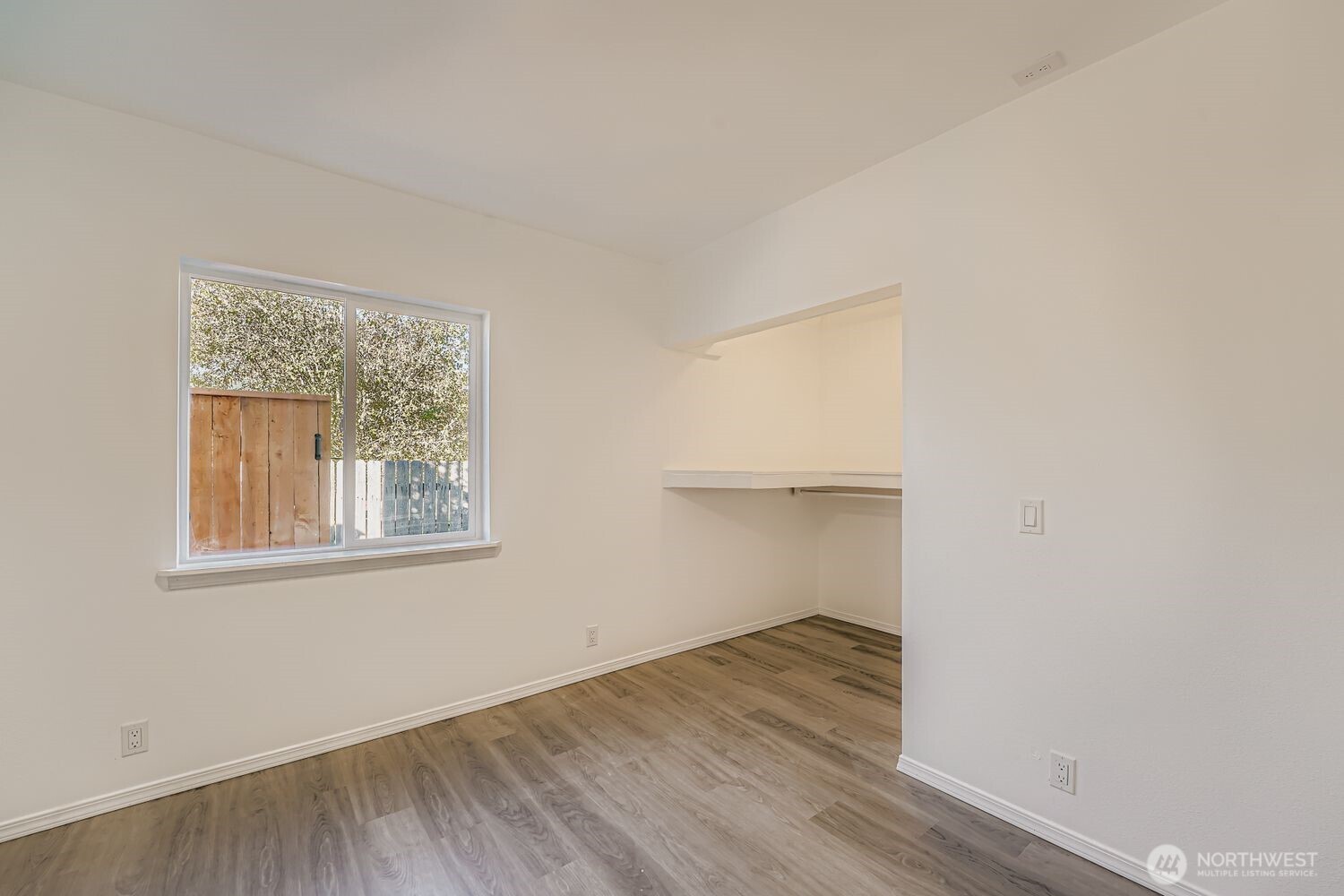 105 E 96th Street , Tacoma, WA 98445