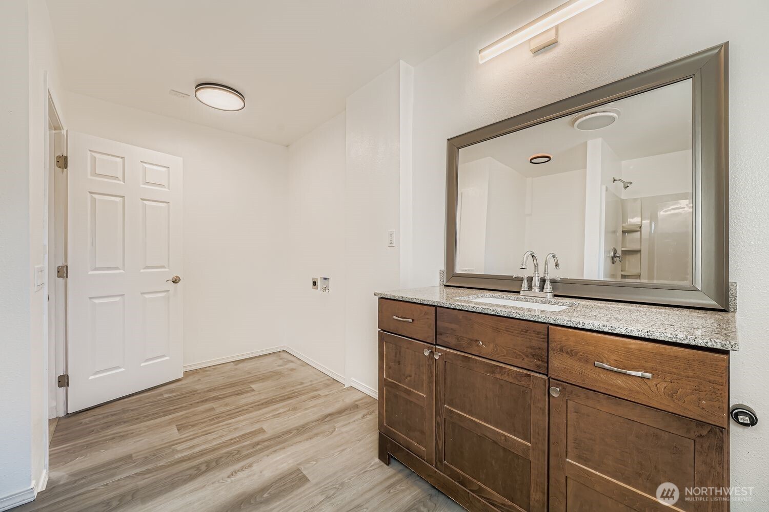 105 E 96th Street , Tacoma, WA 98445