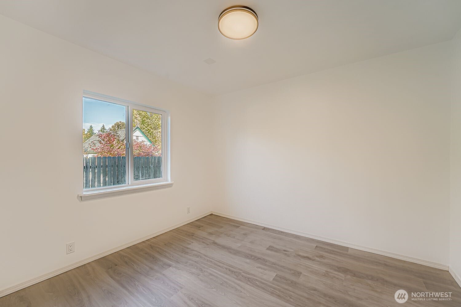 105 E 96th Street , Tacoma, WA 98445