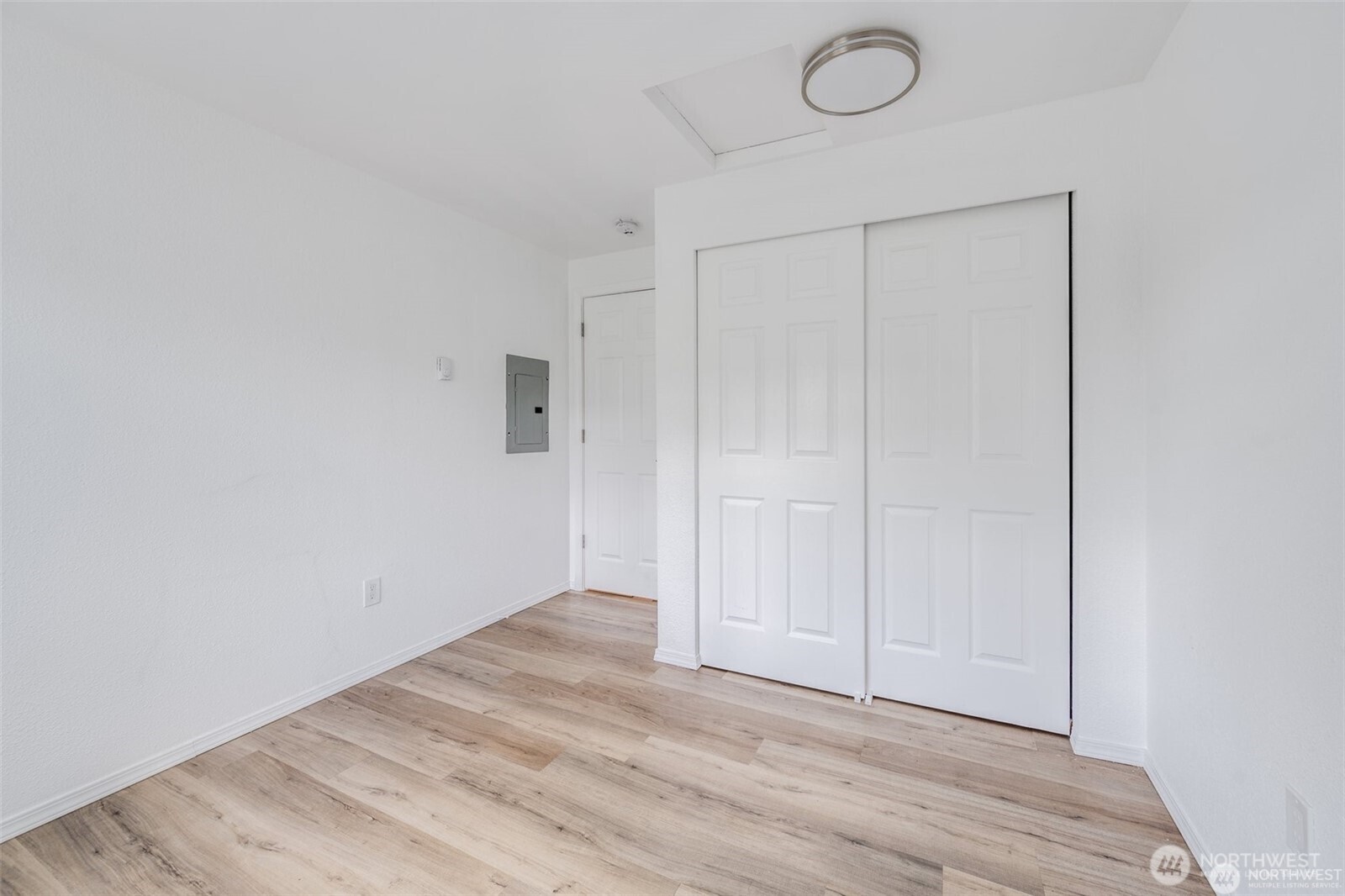 105 E 96th Street , Tacoma, WA 98445