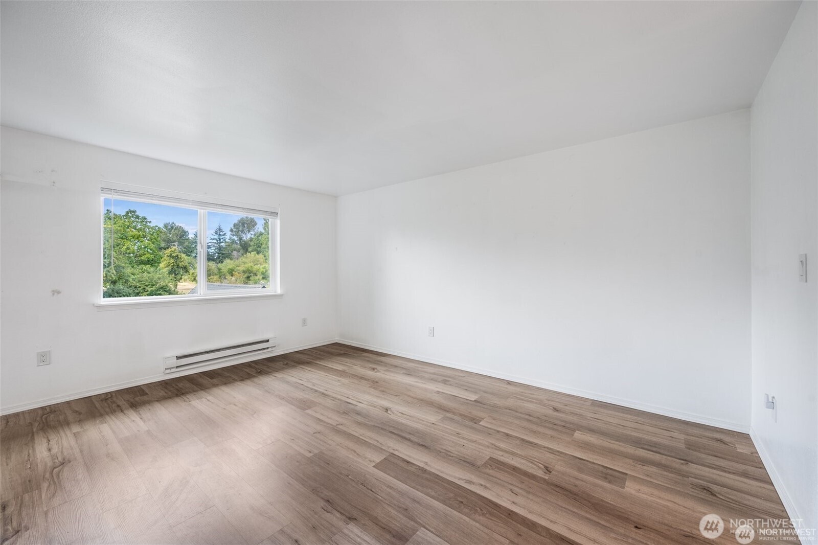 105 E 96th Street , Tacoma, WA 98445